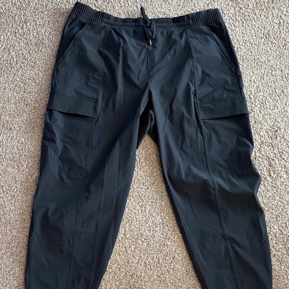 Avia Dark Cargo Pants